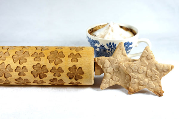 Rolling Pin Embossed with LUCKY IRISH FOUR LEAF CLOVER Pattern for Baking Engraved Cookies Size Large 16.9 inch